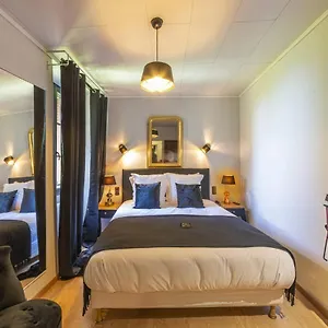 Du Vieux Hotel